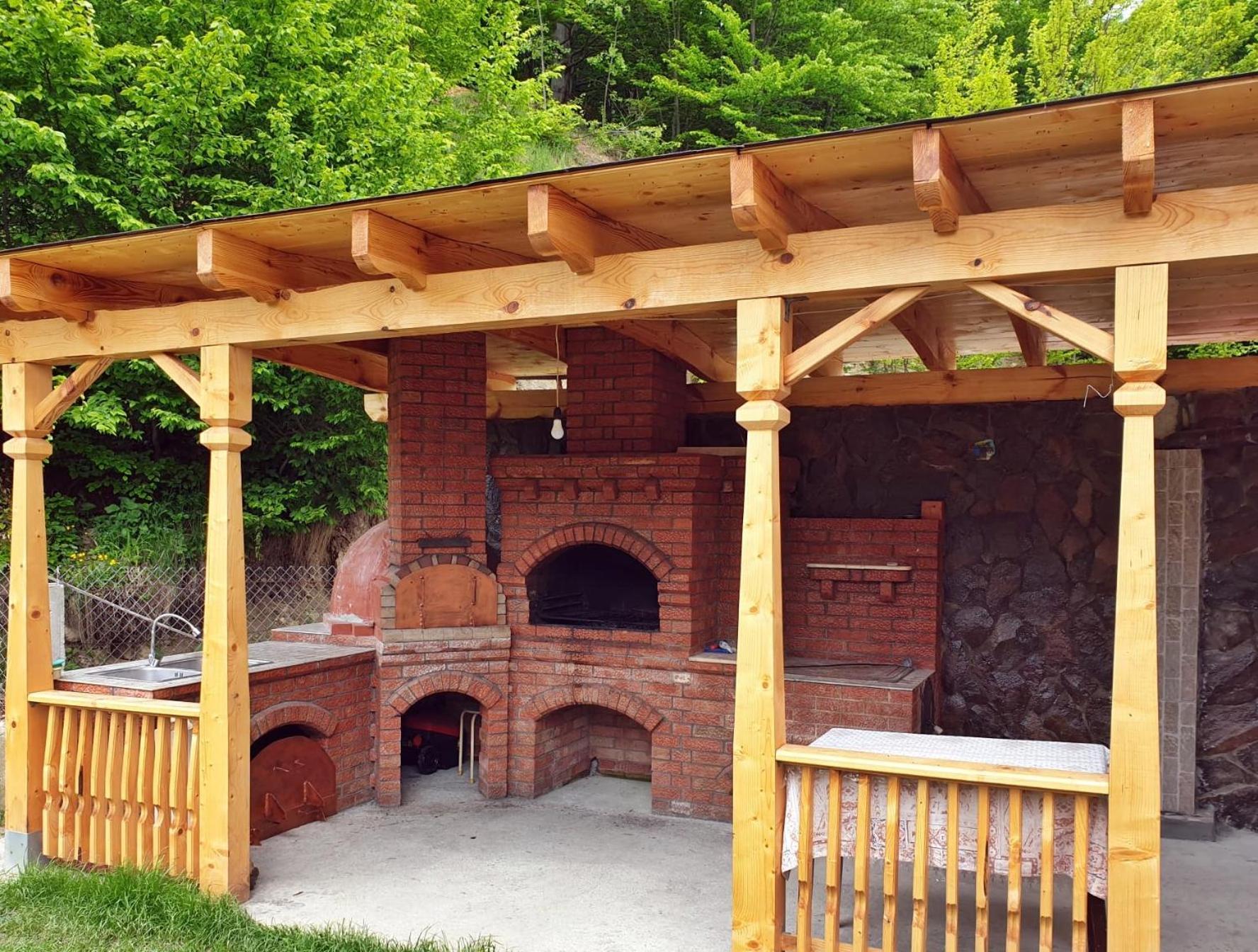Lepşa Casa Potcoava酒店 外观 照片